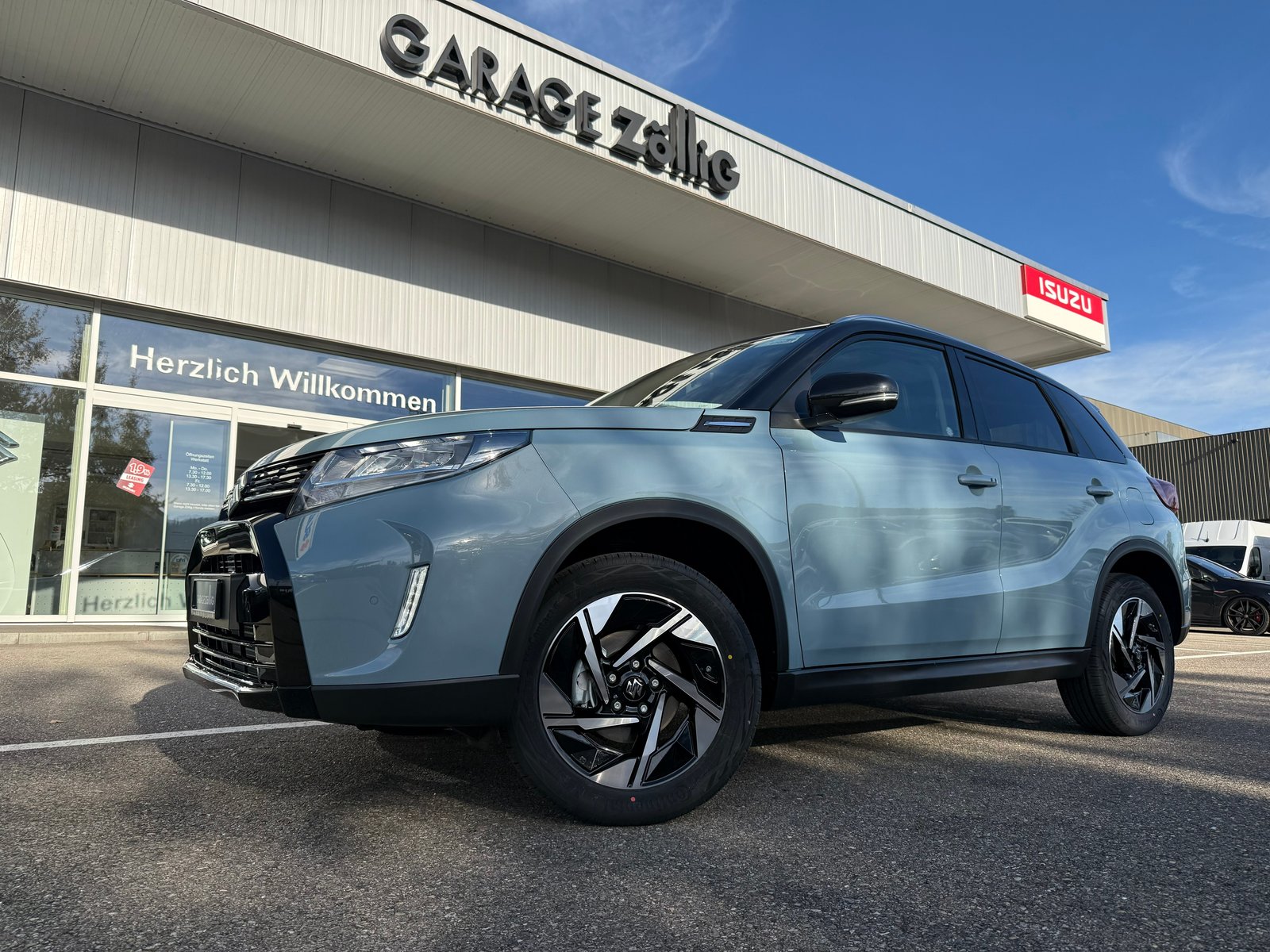 SUZUKI Vitara 1.4 Boosterjet Compact Top 4x4 Hybrid Automatic, Petrol, New car, Automatic - 3