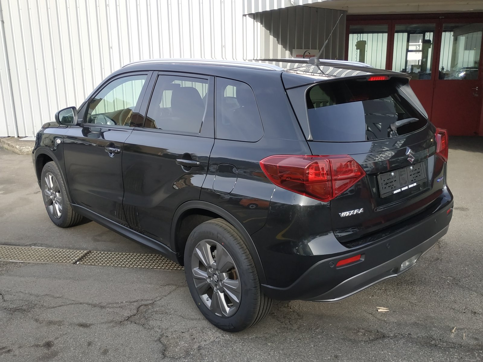 SUZUKI Vitara 1.4 Boosterjet Compact + 4x4 Hybrid Automatic, Essence, Voiture nouvelle, Automatique - 4