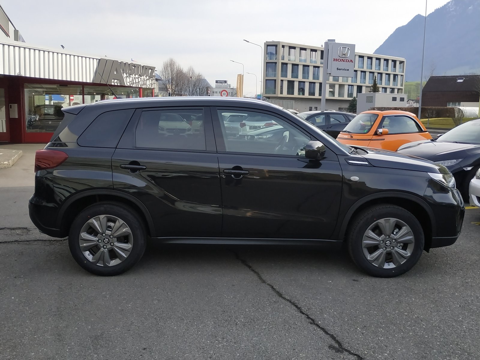 SUZUKI Vitara 1.4 Boosterjet Compact + 4x4 Hybrid Automatic, Essence, Voiture nouvelle, Automatique - 5