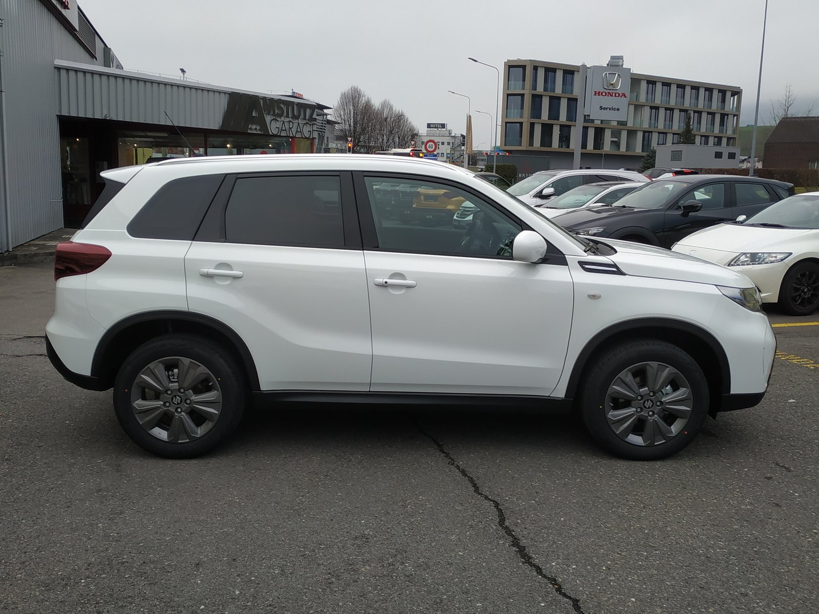 SUZUKI Vitara 1.4 Boosterjet Compact + 4x4 Hybrid Automatic, Benzin, Neuwagen, Automatik - 5