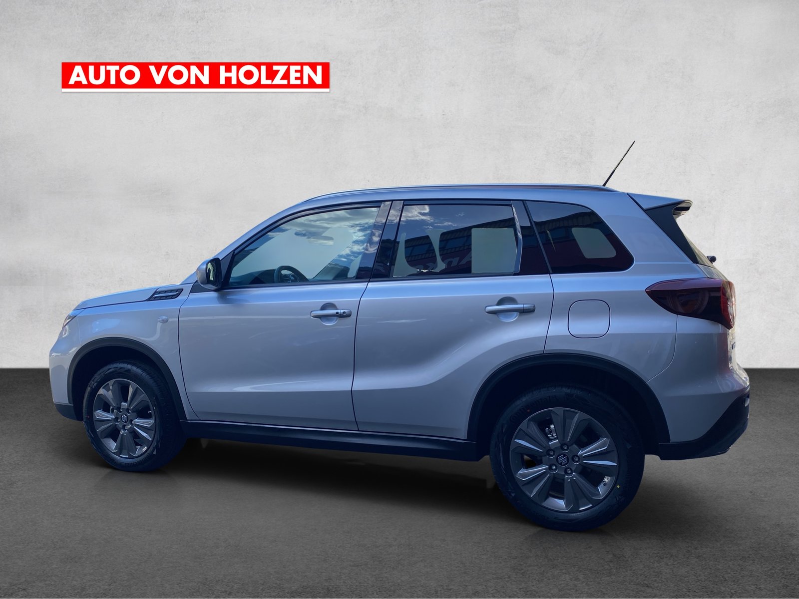 SUZUKI Vitara 1.4 Boosterjet Compact + 4x4 Hybrid Automatic, Benzin, Neuwagen, Automatik - 7