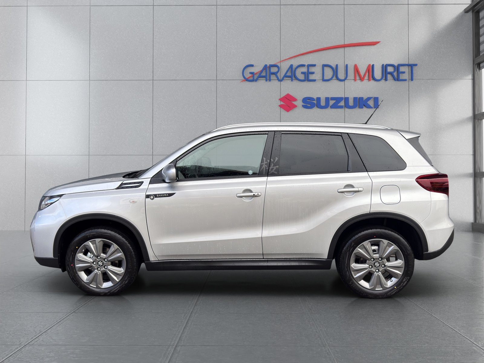 SUZUKI Vitara 1.4 Boosterjet Sakura 4x4 Hybrid Automatic, Benzin, Neuwagen, Automatik - 2