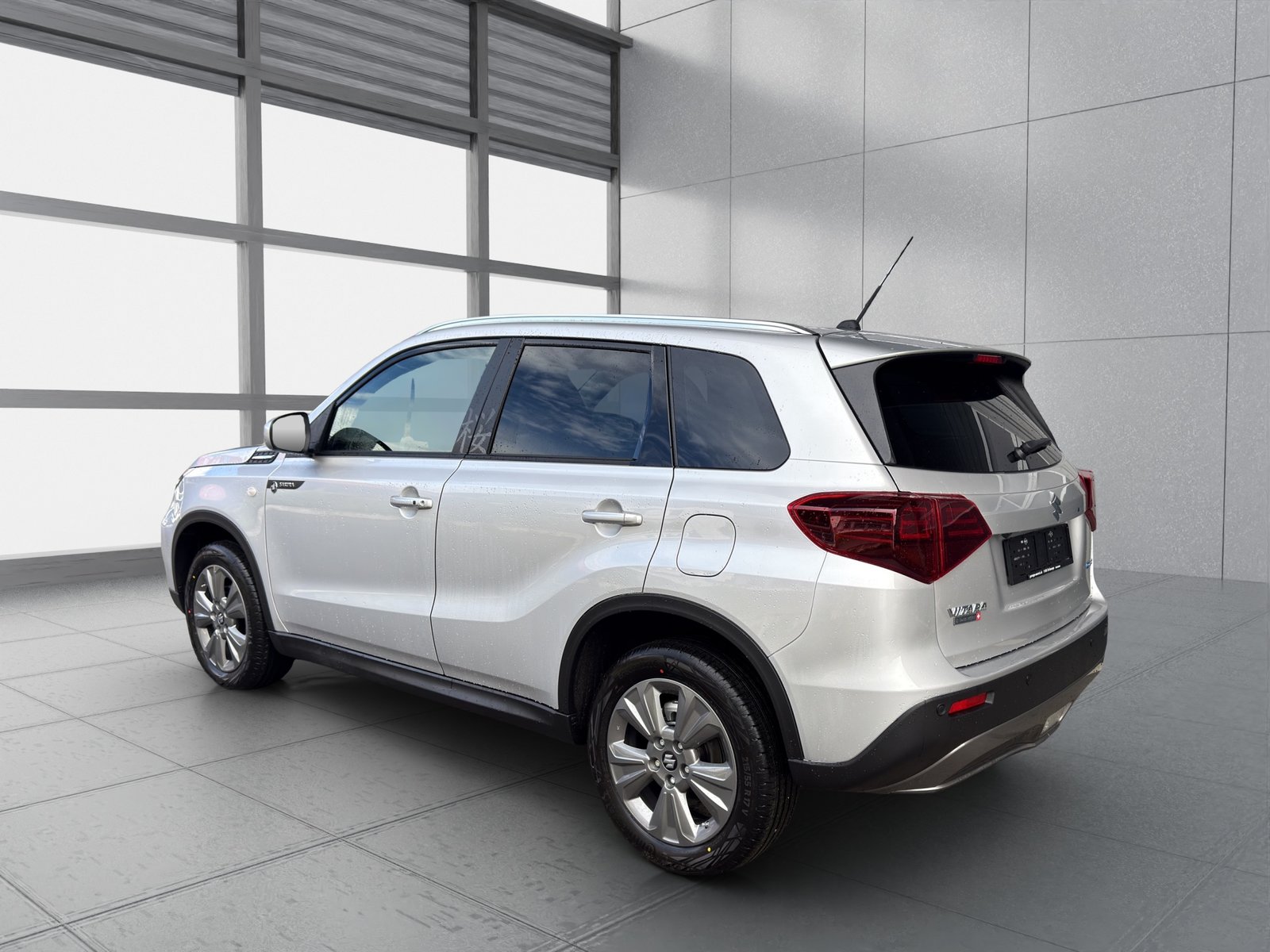 SUZUKI Vitara 1.4 Boosterjet Sakura 4x4 Hybrid Automatic, Benzin, Neuwagen, Automatik - 3