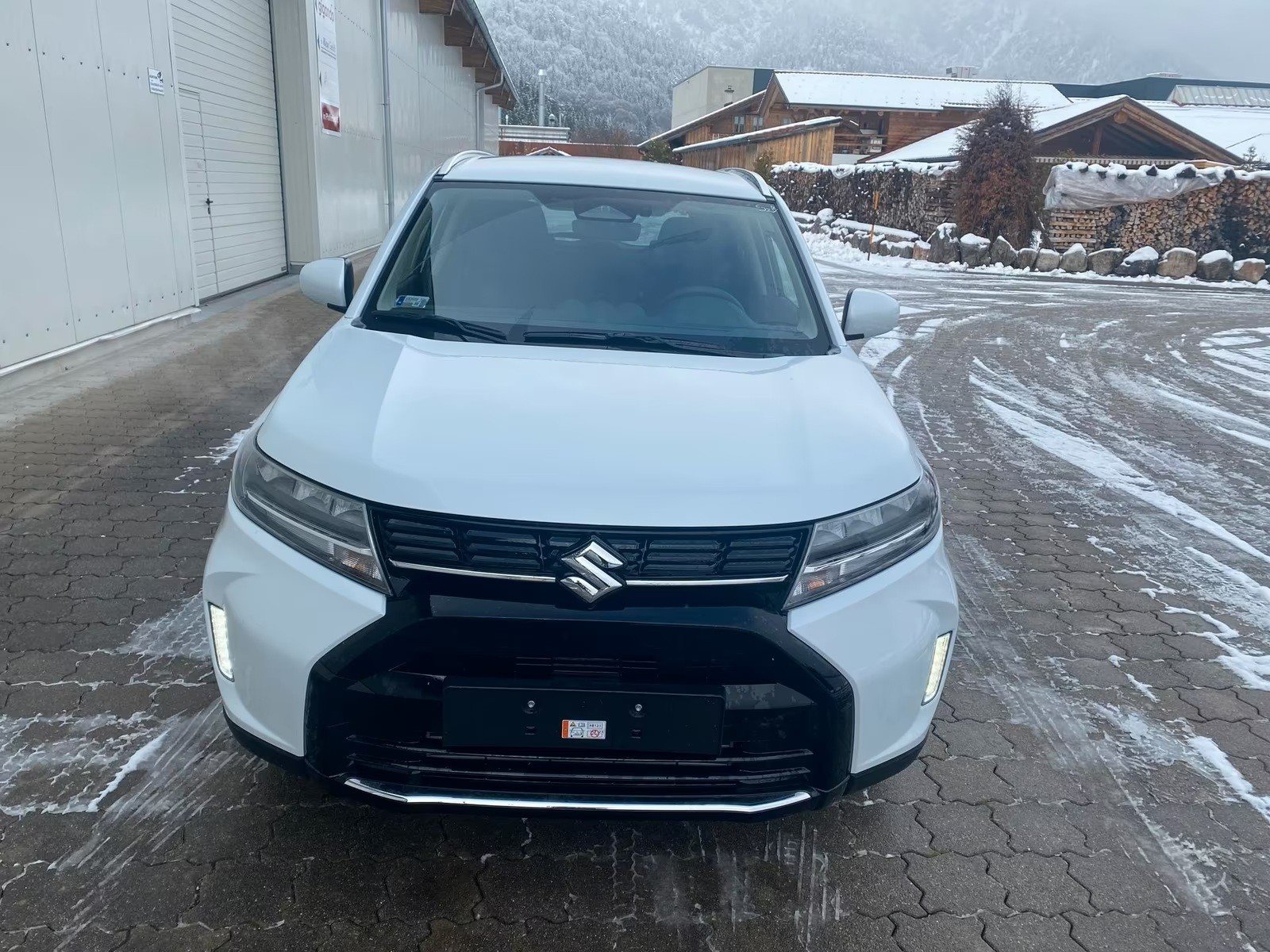 SUZUKI Vitara 1.4 Boosterjet Compact + 4x4 Hybrid, Petrol, New car, Manual - 2