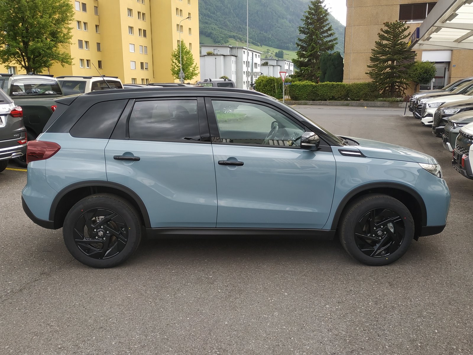 SUZUKI Vitara 1.4 Boosterjet Black Edition Top 4x4 Hybrid Au, Petrol, New car, Automatic - 6