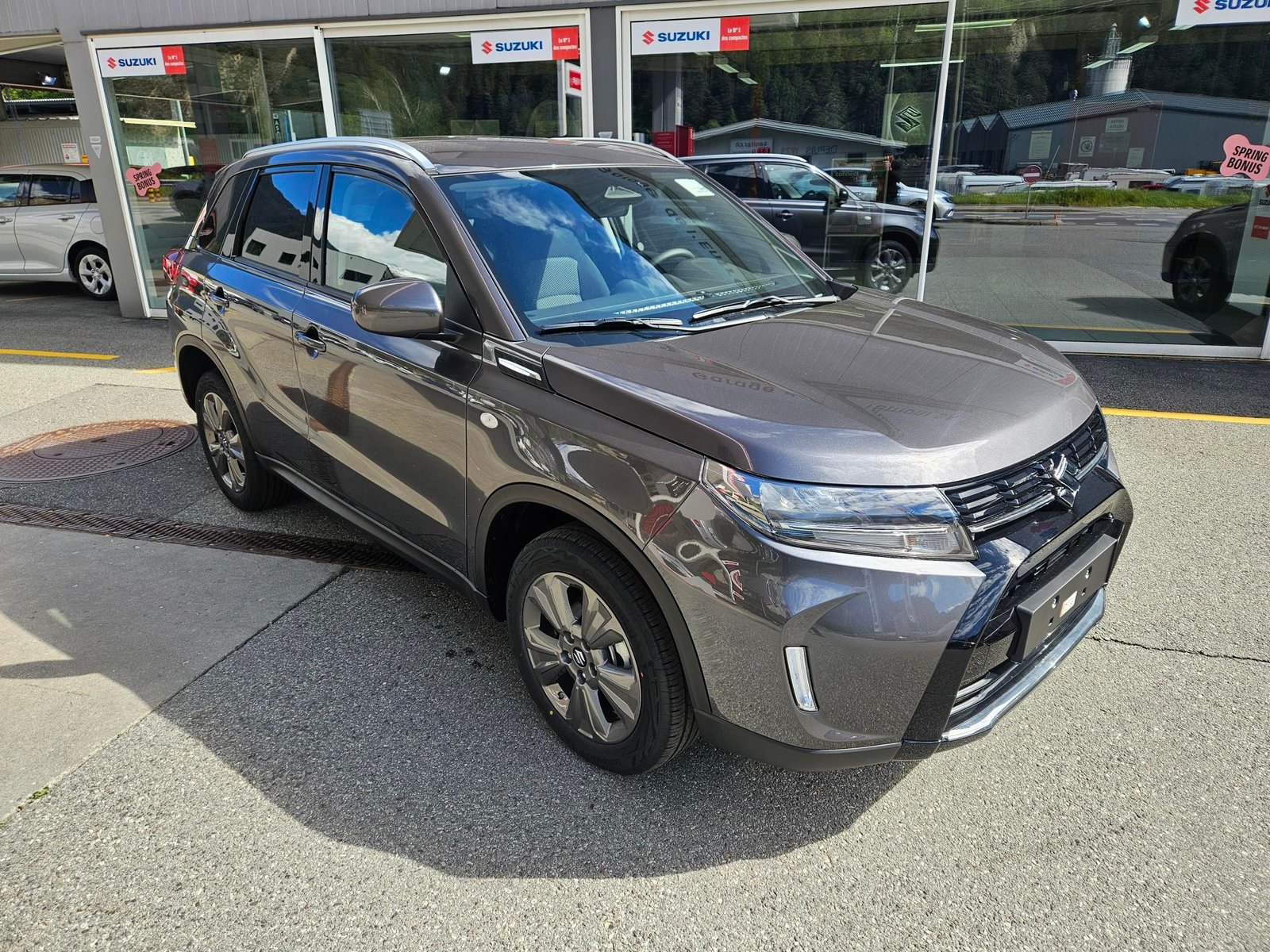 SUZUKI Vitara 1.4 Boosterjet Compact + 4x4 Hybrid Automatic, Benzin, Neuwagen, Automatik - 2