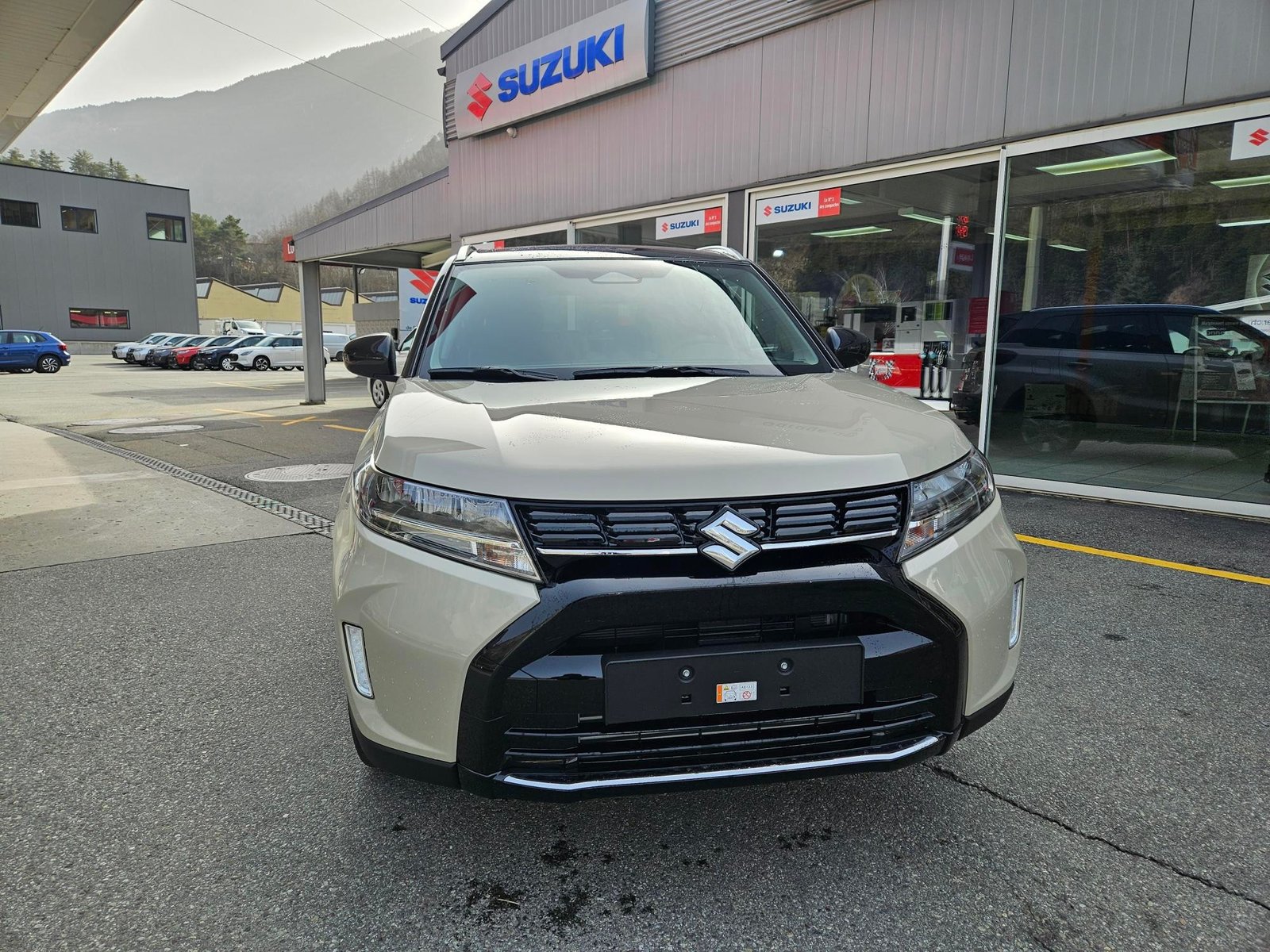 SUZUKI Vitara 1.4 Boosterjet Compact + 4x4 Hybrid Automatic, Benzina, Auto nuove, Automatico - 4