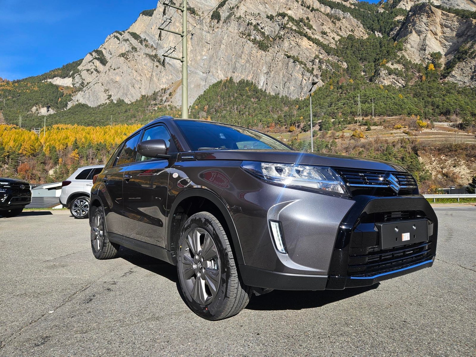 SUZUKI Vitara 1.4 Boosterjet Compact + 4x4 Hybrid Automatic, Essence, Voiture nouvelle, Automatique - 4