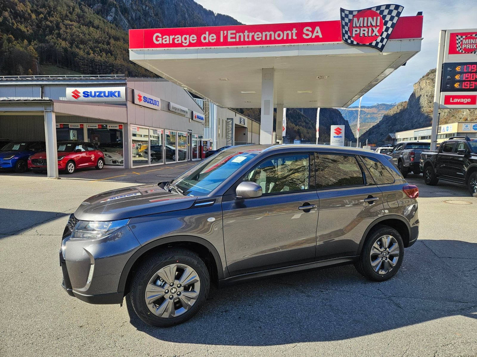 SUZUKI Vitara 1.4 Boosterjet Compact + 4x4 Hybrid Automatic, Essence, Voiture nouvelle, Automatique - 7