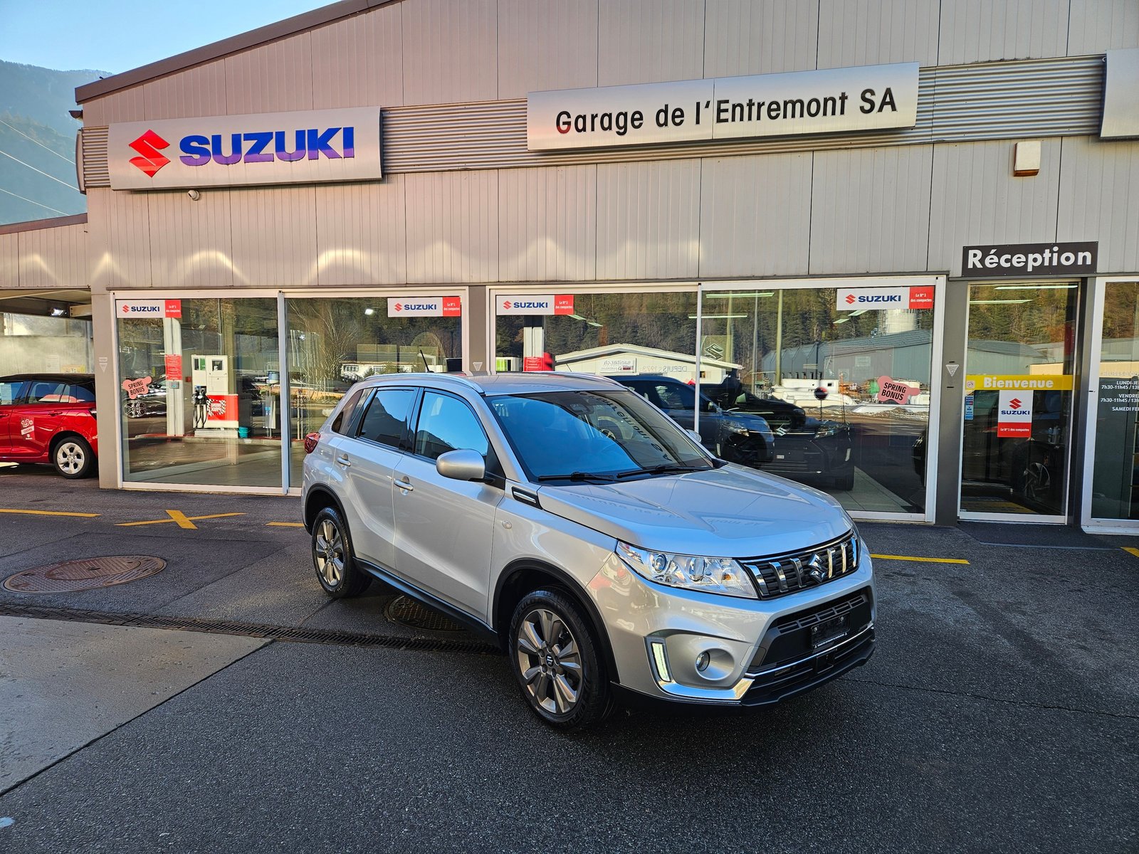 SUZUKI Vitara 1.4 Boosterjet Compact + 4x4 Hybrid Automatic
