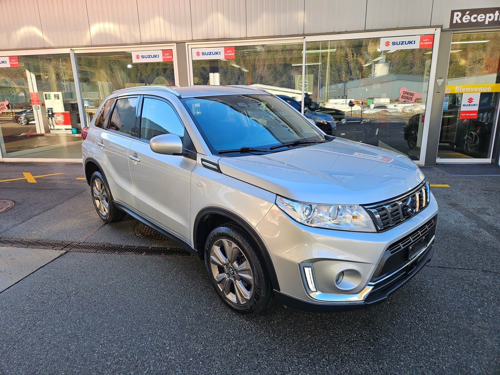 SUZUKI Vitara 1.4 Boosterjet Compact + 4x4 Hybrid Automatic, Benzina, Auto nuove, Automatico - 2