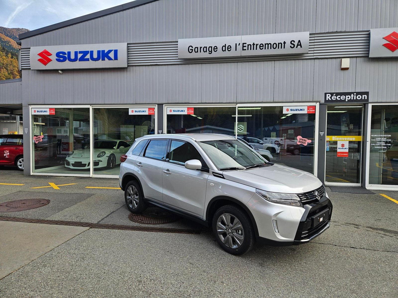 SUZUKI Vitara 1.4 Boosterjet Compact + 4x4 Hybrid Automatic