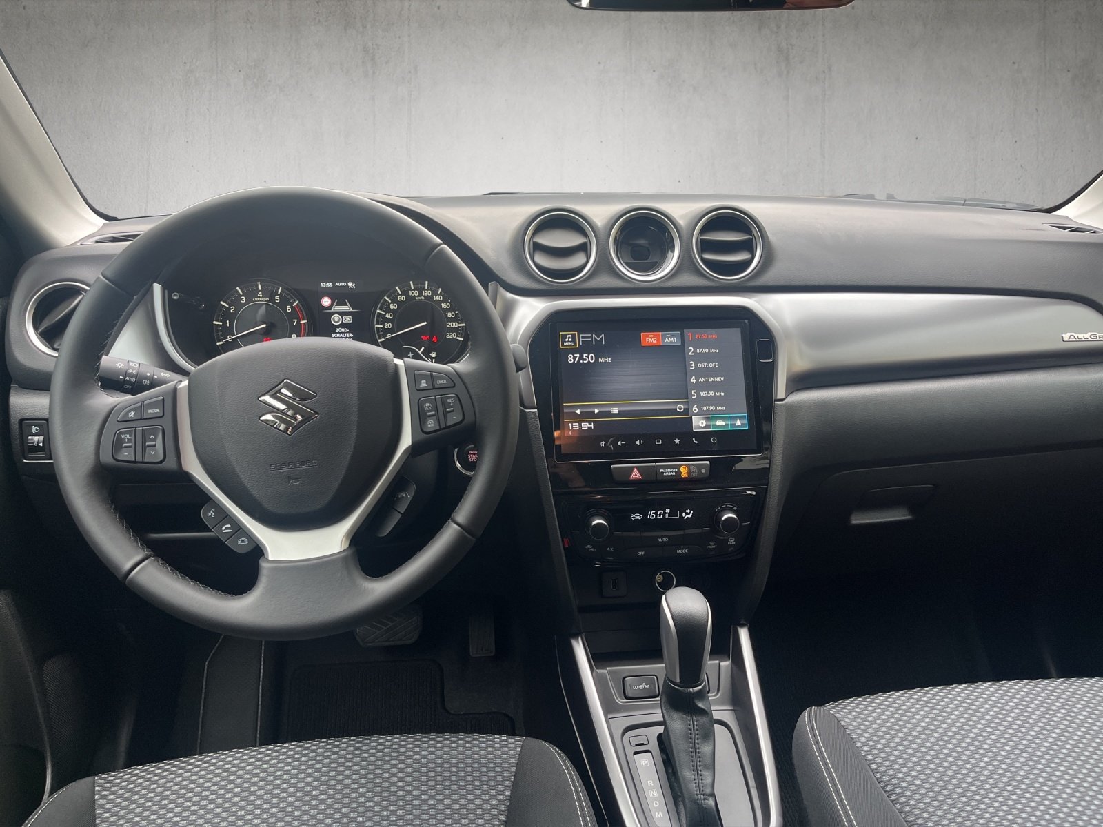 SUZUKI Vitara 1.4 Boosterjet Compact + 4x4 Hybrid Automatic, Essence, Voiture nouvelle, Automatique - 6