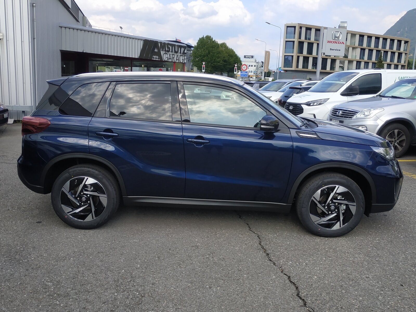 SUZUKI Vitara 1.4 Boosterjet Compact Top 4x4 Hybrid Automatic, Benzin, Neuwagen, Automatik - 6