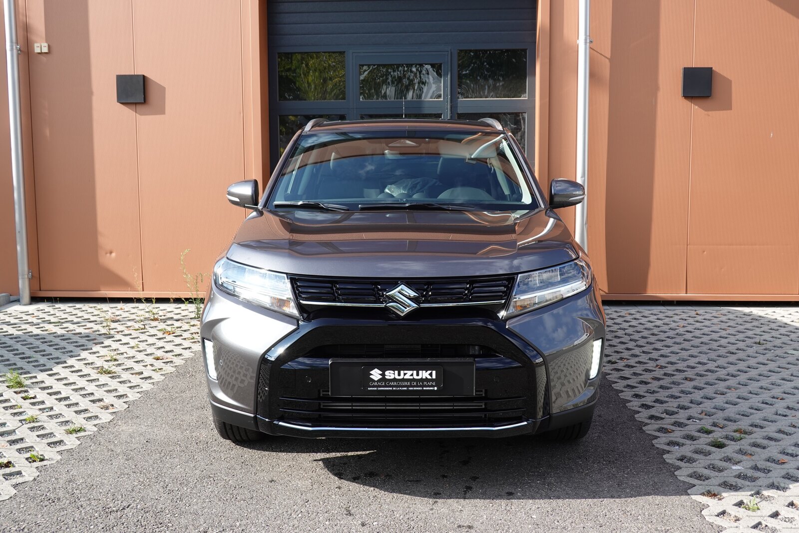 SUZUKI Vitara 1.4 Boosterjet Piz Sulai Top 4x4 Hybrid CH Aut, Benzina, Occasioni / Usate, Automatico - 3