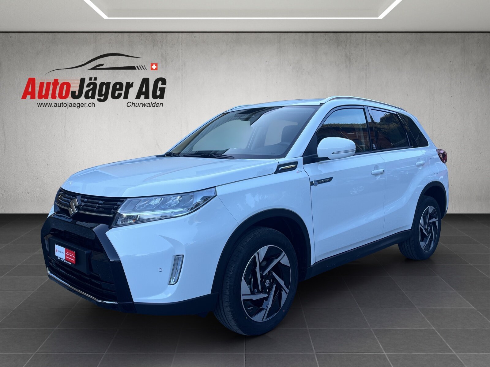 SUZUKI Vitara 1.4 Boosterjet Sakura Top 4x4 Hybrid Automatic, Benzin, Vorführwagen, Automatik - 2