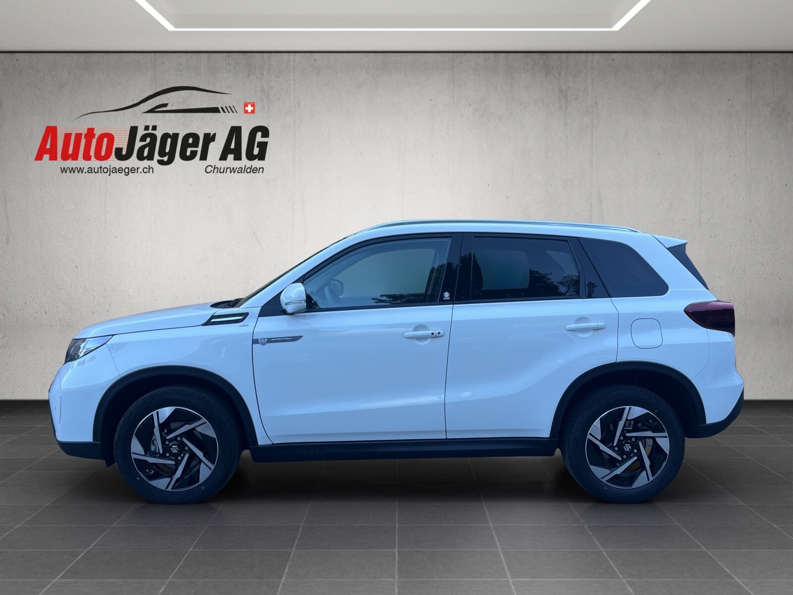 SUZUKI Vitara 1.4 Boosterjet Sakura Top 4x4 Hybrid Automatic, Benzin, Vorführwagen, Automatik - 3