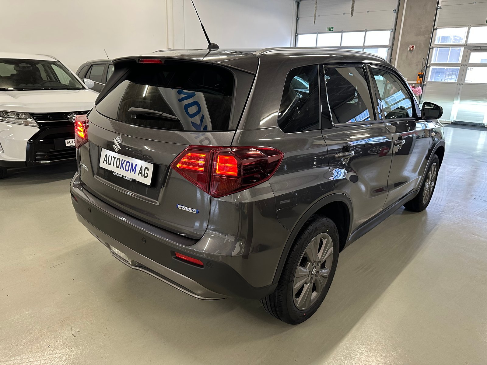 SUZUKI Vitara 1.4 Boosterjet Compact + 4x4 Hybrid Automatic, Petrol, New car, Automatic - 5
