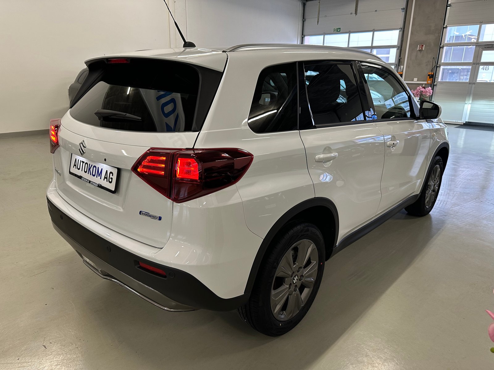 SUZUKI Vitara 1.4 Boosterjet Compact + 4x4 Hybrid Automatic, Essence, Voiture nouvelle, Automatique - 5