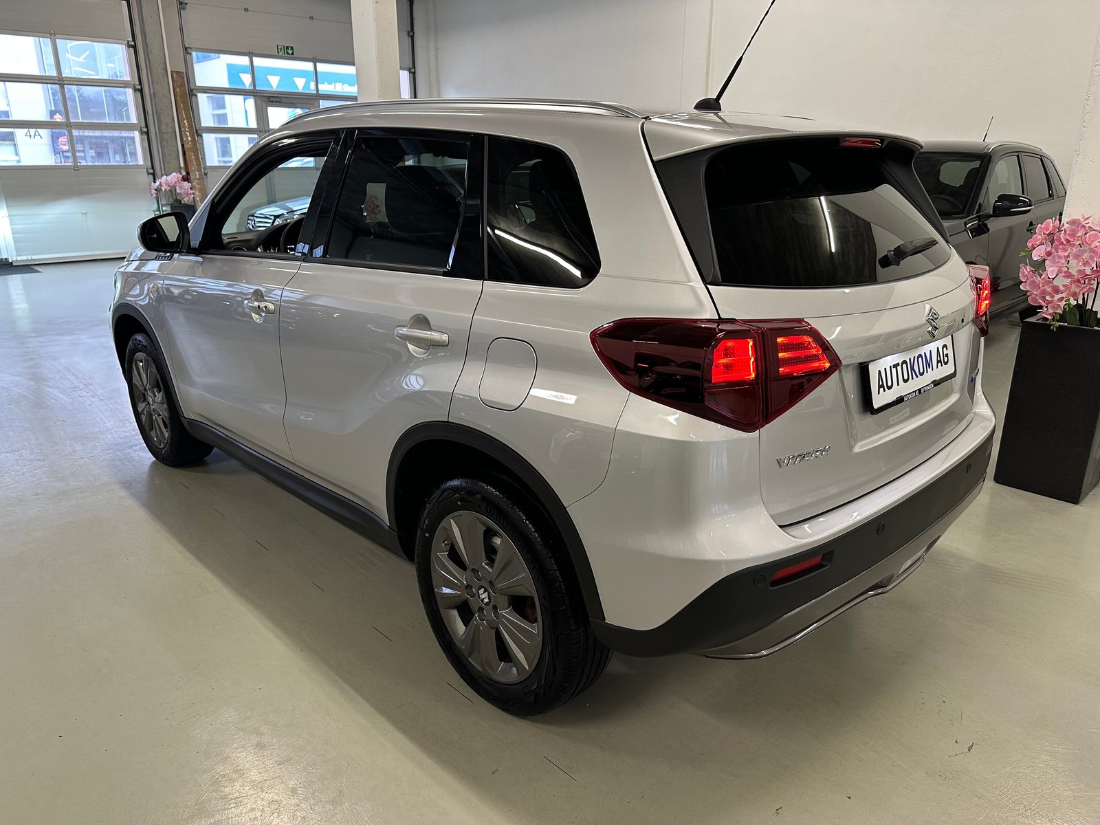 SUZUKI Vitara 1.4 Boosterjet Compact + 4x4 Hybrid Automatic, Essence, Voiture nouvelle, Automatique - 4