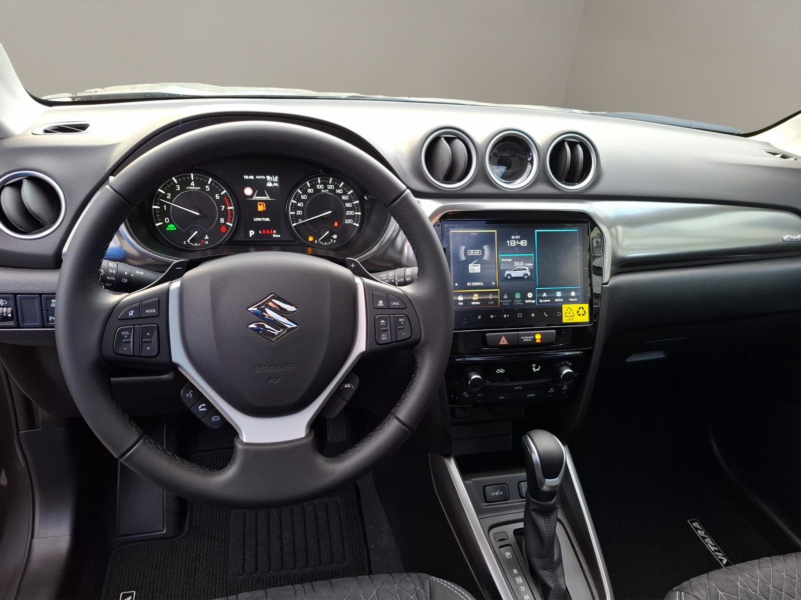 SUZUKI Vitara 1.5 Compact Top Hybrid 4x4, Full-Hybrid Petrol/Electric, New car, Automatic - 6