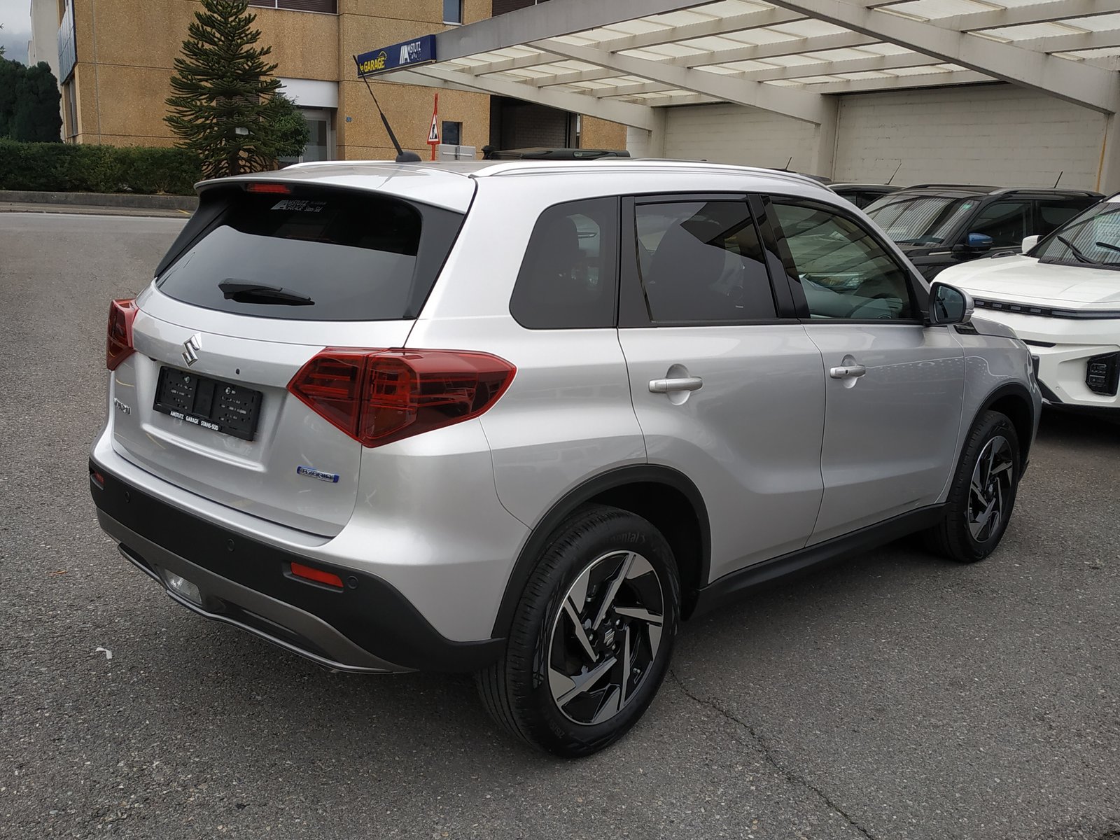 SUZUKI Vitara 1.4 Boosterjet Compact Top 4x4 Hybrid, Hybride Léger Essence/Électricité, Voiture nouvelle, Manuelle - 6