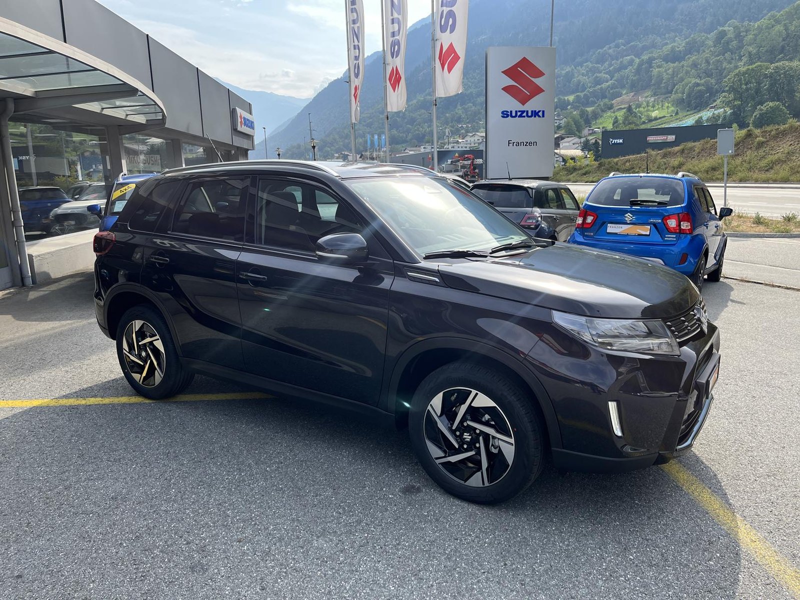 SUZUKI Vitara 1.4 T Compact Top Hybrid 4x4, Mild-Hybrid Benzin/Elektro, Neuwagen, Automatik - 3