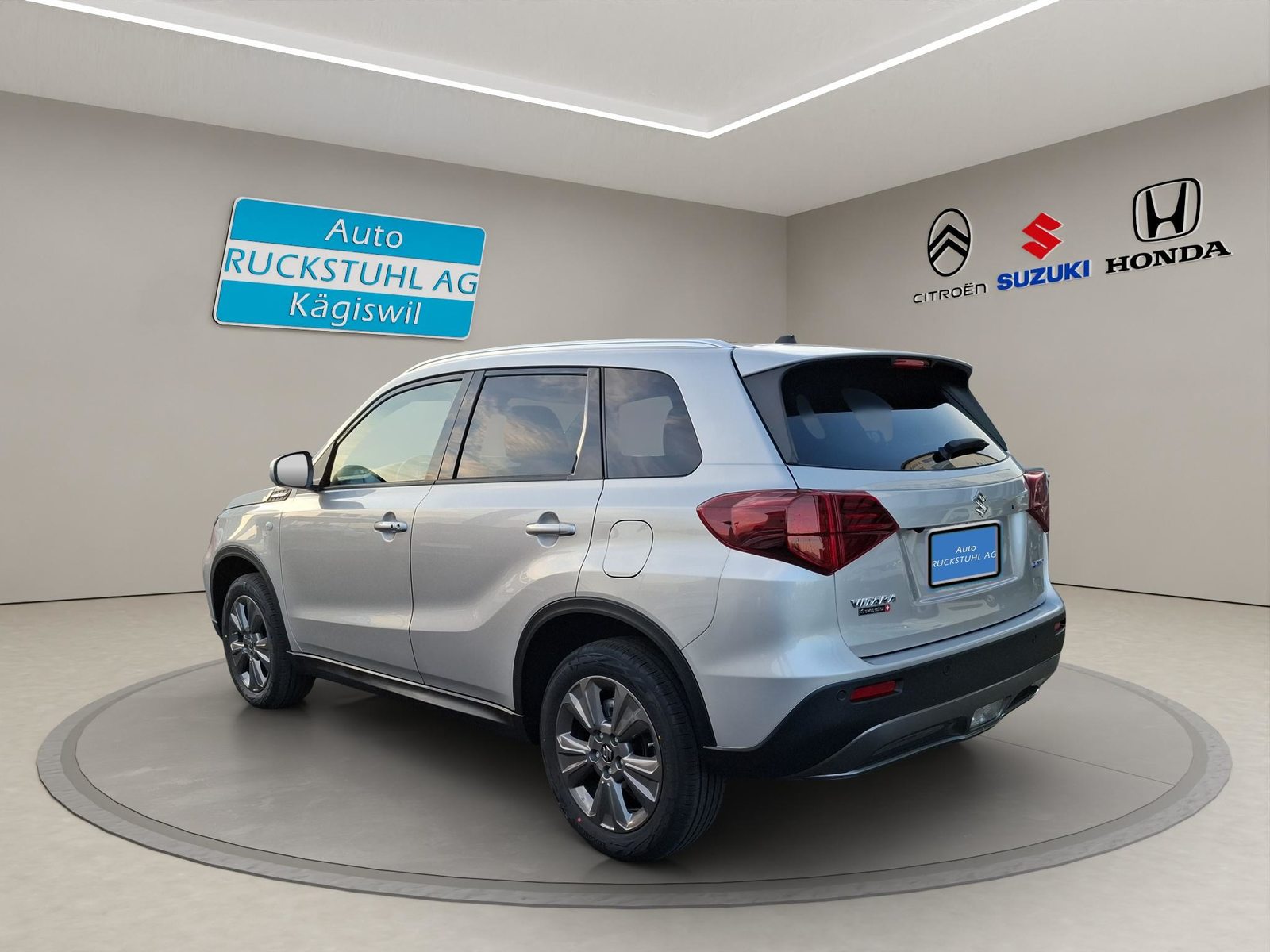 SUZUKI Vitara 1.4 T Compact+ Hybrid 4x4, Hybride Léger Essence/Électricité, Voiture nouvelle, Automatique - 4