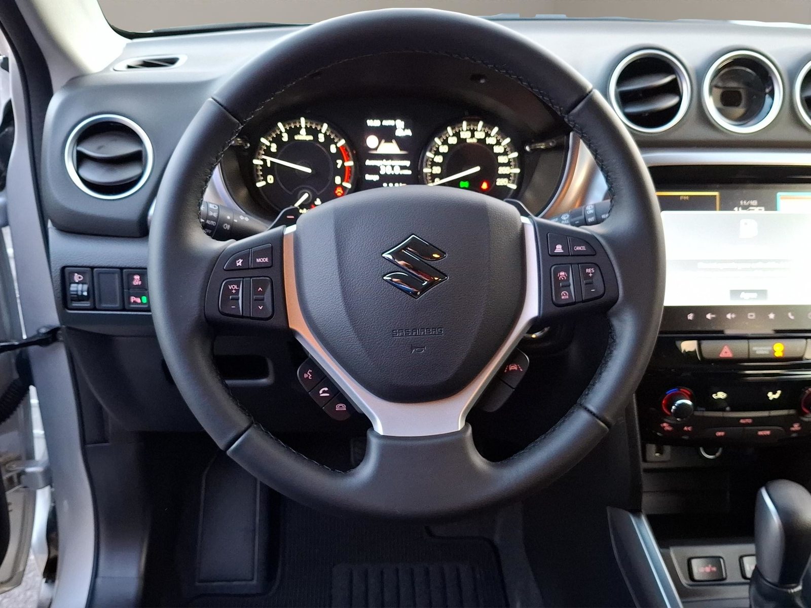 SUZUKI Vitara 1.4 T Compact+ Hybrid 4x4, Hybride Léger Essence/Électricité, Voiture nouvelle, Automatique - 7