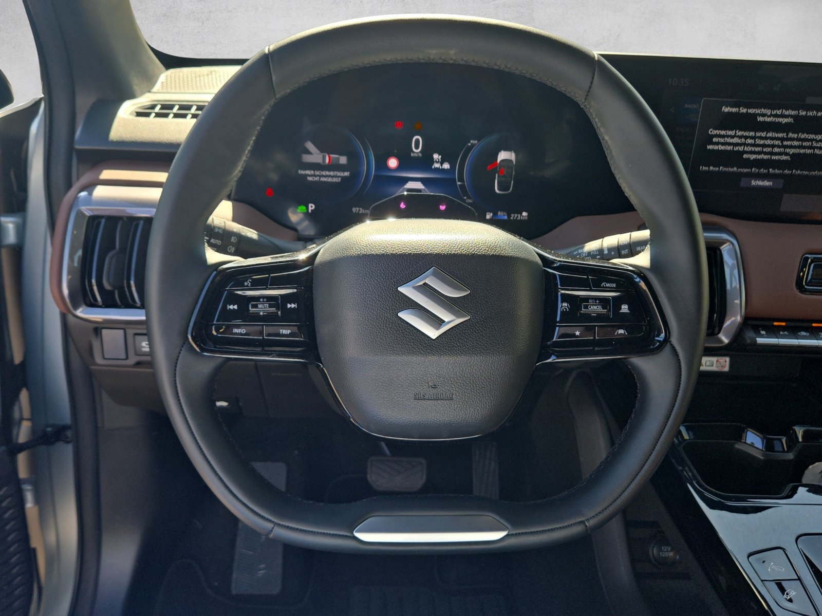 SUZUKI e Vitara Compact Top 4x4, Électrique, Voiture nouvelle, Automatique - 6