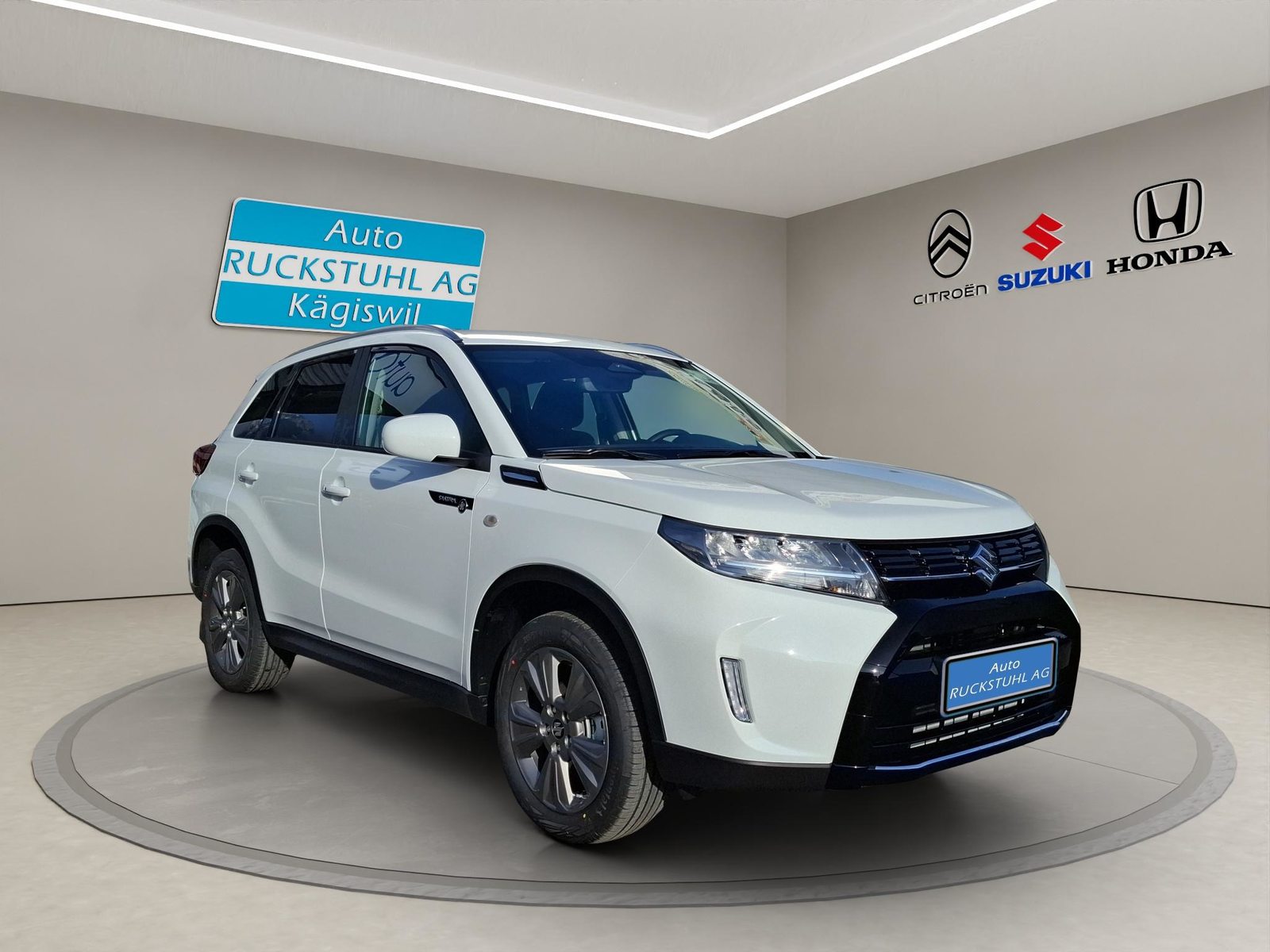 SUZUKI Vitara 1.4 T Sakura Hybrid 4x4, Hybride Leggero Benzina/Elettrica, Auto nuove, Automatico - 2