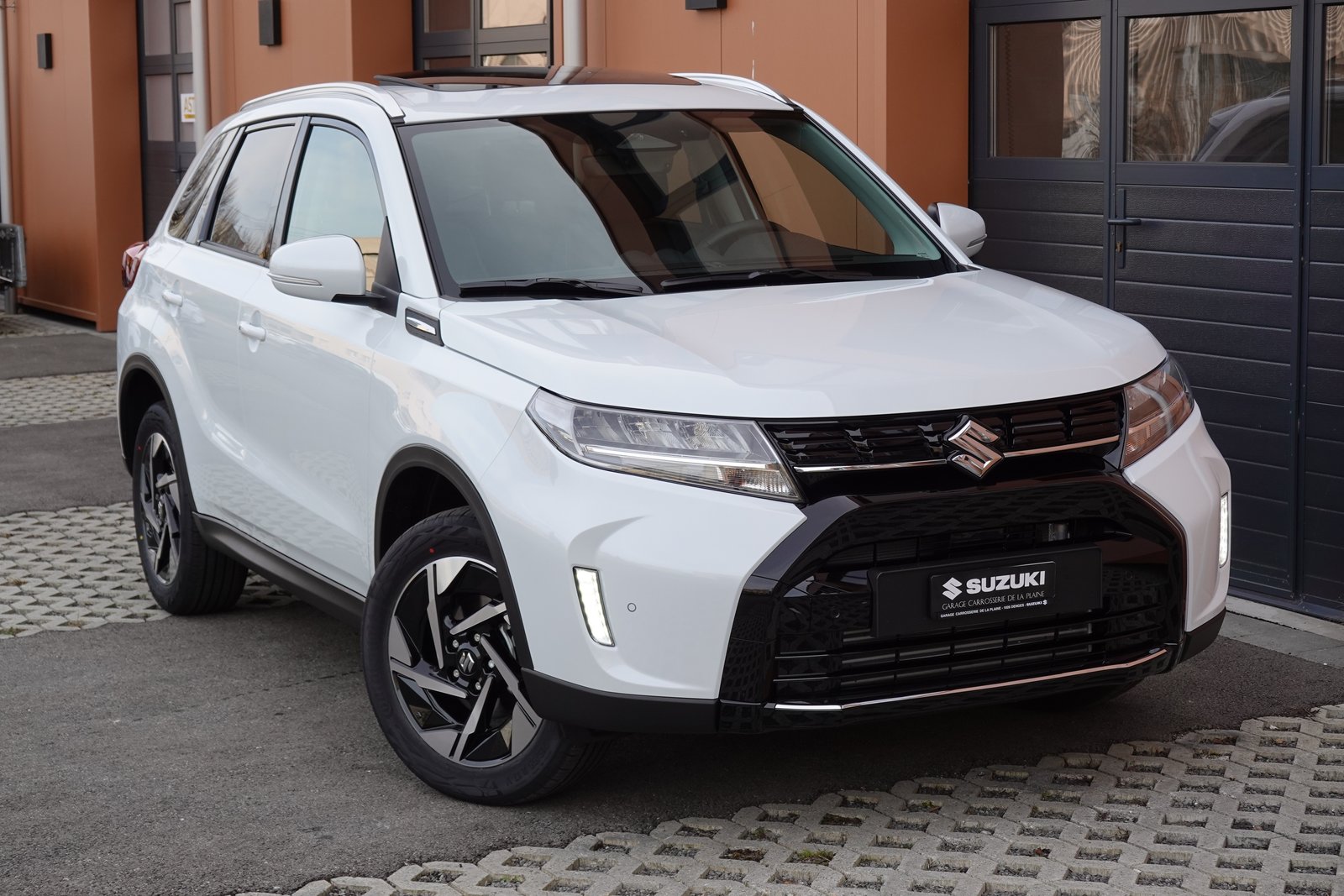 SUZUKI Vitara 1.5 Hybrid Compact Top 4x4 AGS, Voll-Hybrid Benzin/Elektro, Neuwagen, Automatik - 4