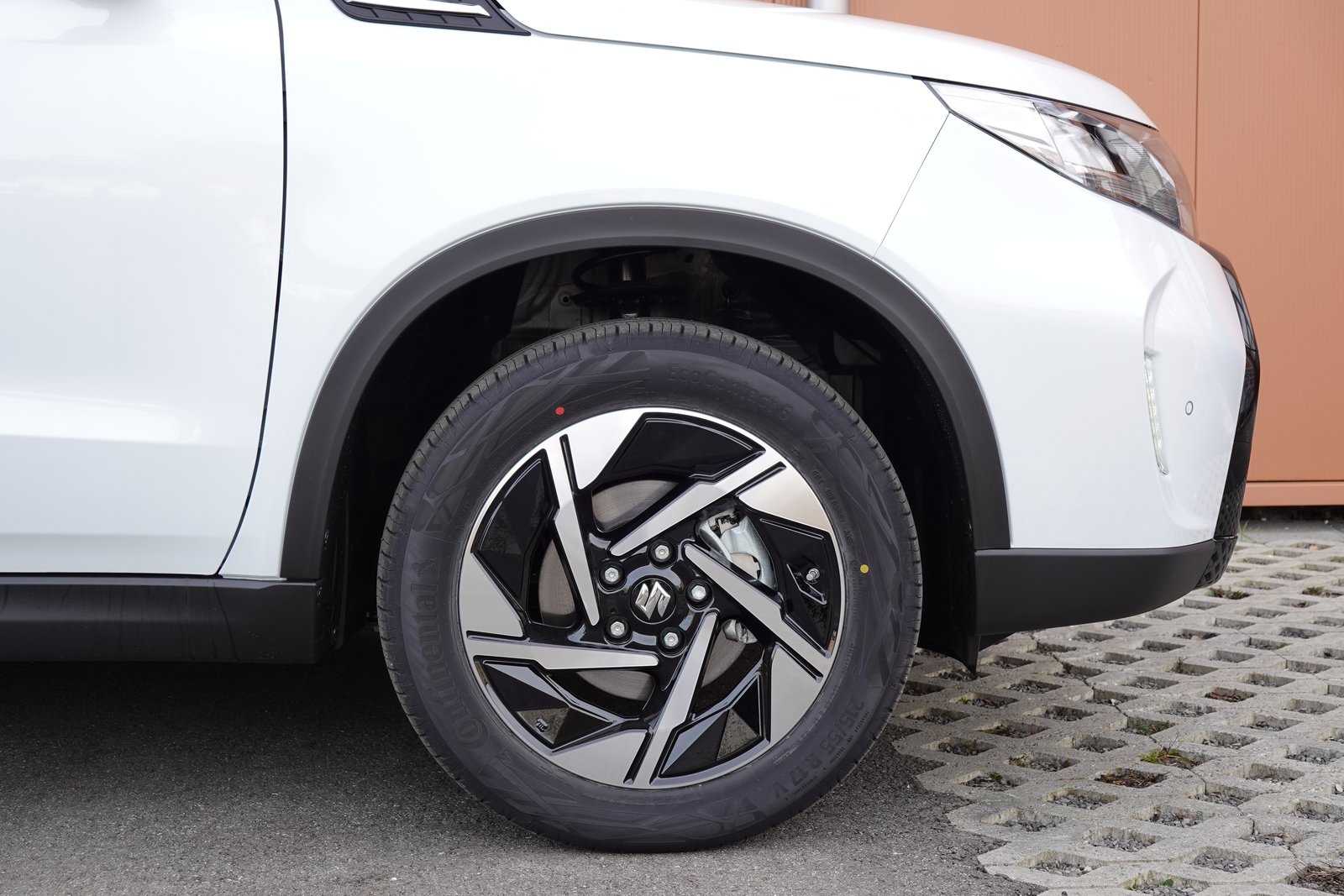 SUZUKI Vitara 1.5 Hybrid Compact Top 4x4 AGS, Voll-Hybrid Benzin/Elektro, Neuwagen, Automatik - 6