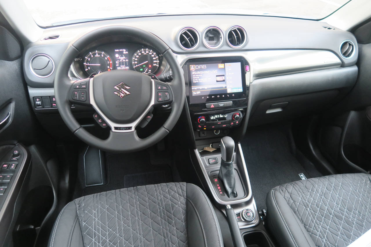 SUZUKI Vitara 1.4 T Sakura Top Hybrid 4x4, Hybride Léger Essence/Électricité, Voiture nouvelle, Automatique - 5