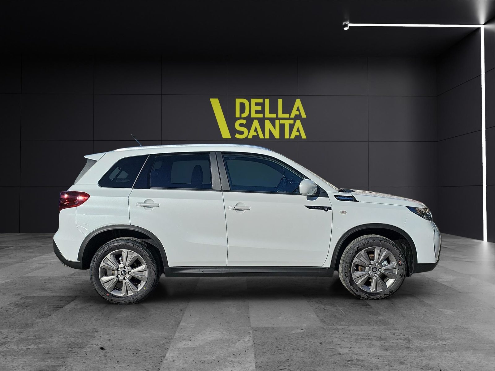 SUZUKI Vitara 1.4 T Sakura Hybrid 4x4, Hybride Léger Essence/Électricité, Voiture nouvelle, Automatique - 6