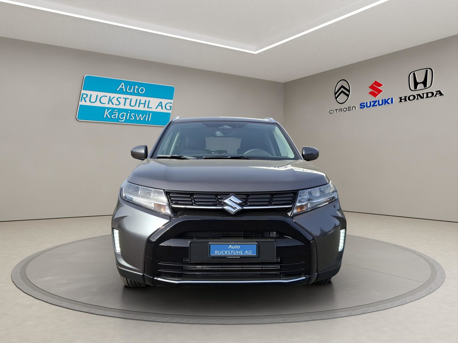 SUZUKI Vitara 1.4 T Sakura Hybrid 4x4, Hybride Léger Essence/Électricité, Voiture nouvelle, Automatique - 3