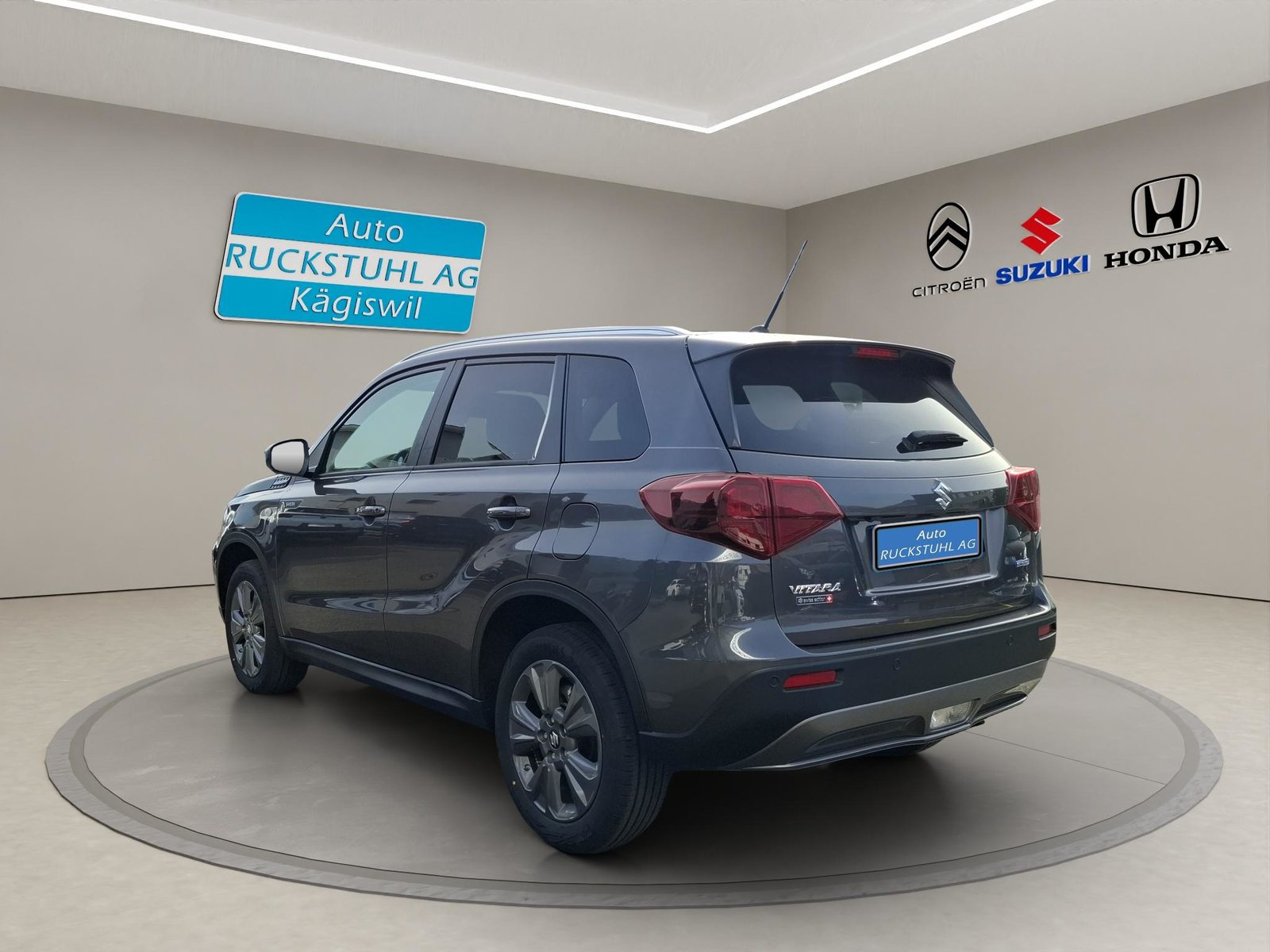 SUZUKI Vitara 1.4 T Sakura Hybrid 4x4, Hybride Léger Essence/Électricité, Voiture nouvelle, Automatique - 5