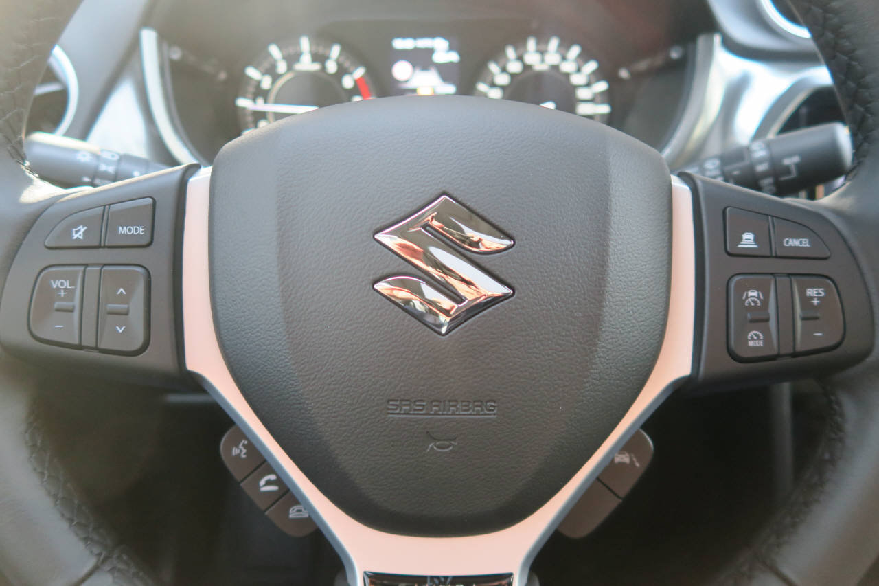 SUZUKI Vitara 1.4 T Sakura Top Hybrid 4x4, Hybride Leggero Benzina/Elettrica, Auto nuove, Automatico - 6