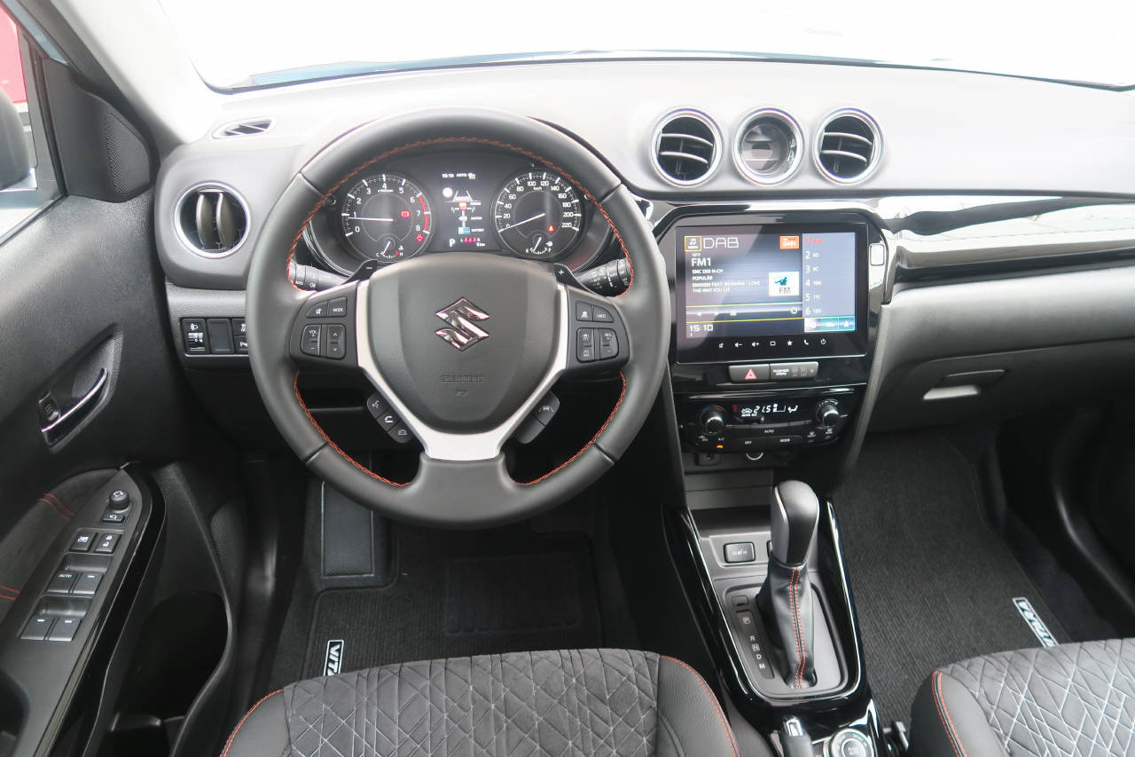 SUZUKI Vitara 1.4 T Black Edition Top Hybrid 4x4, Hybride Leggero Benzina/Elettrica, Auto nuove, Automatico - 5