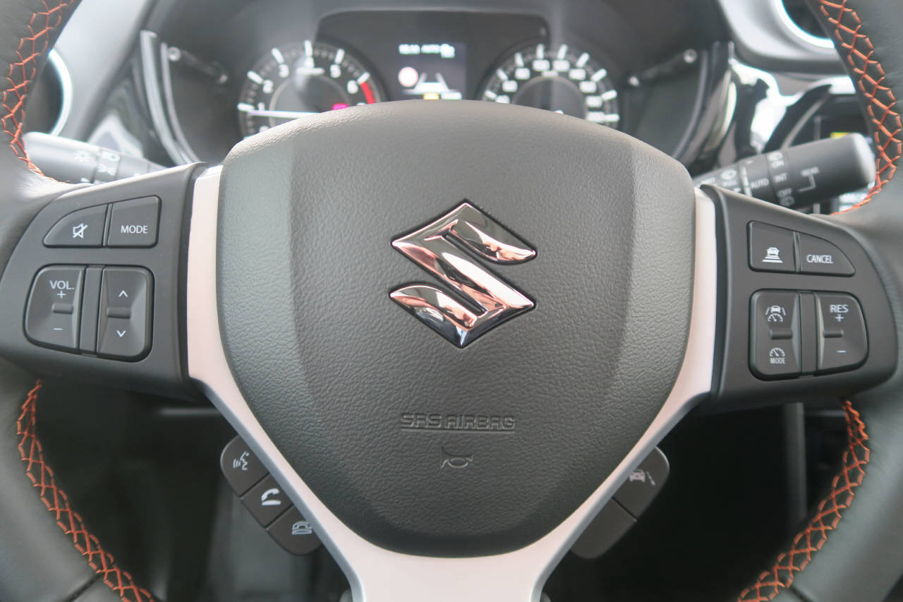 SUZUKI Vitara 1.4 T Black Edition Top Hybrid 4x4, Hybride Leggero Benzina/Elettrica, Auto nuove, Automatico - 6