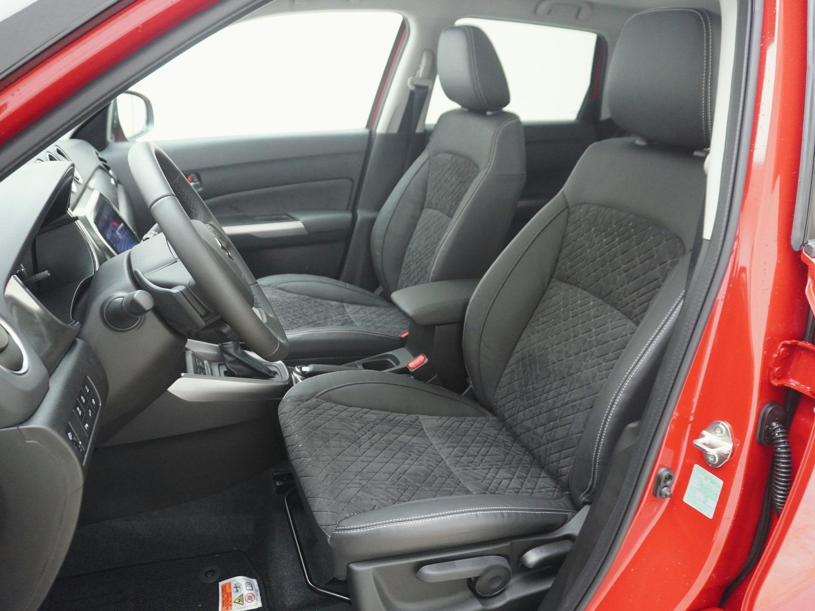 SUZUKI Vitara 1.4 T Compact Top Hybrid 4x4, Hybride Léger Essence/Électricité, Voiture nouvelle, Automatique - 7