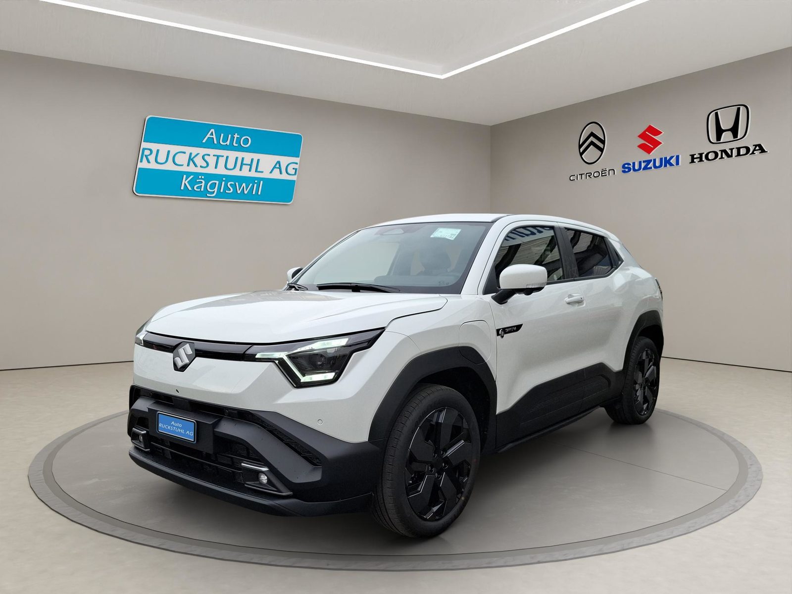 SUZUKI e Vitara Sakura Top 4x4
