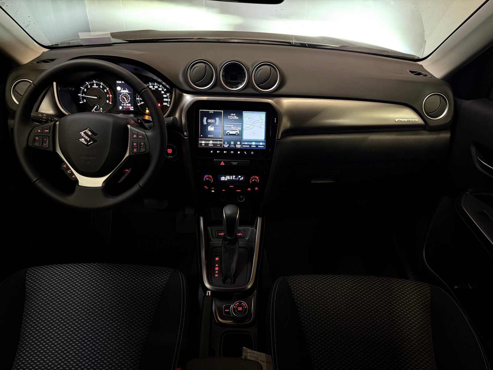 SUZUKI Vitara 1.4 Boosterjet Compact + 4x4 Hybrid Automatic, Essence, Voiture nouvelle, Automatique - 7