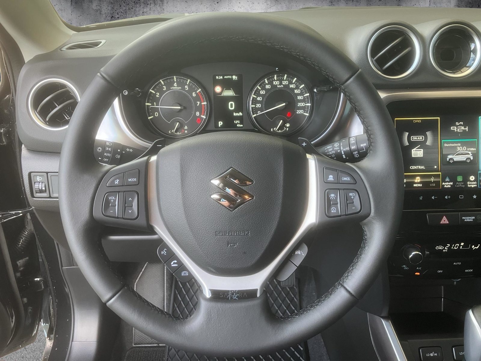 SUZUKI Vitara 1.4 T Sakura Hybrid 4x4, Hybride Léger Essence/Électricité, Voiture nouvelle, Automatique - 7