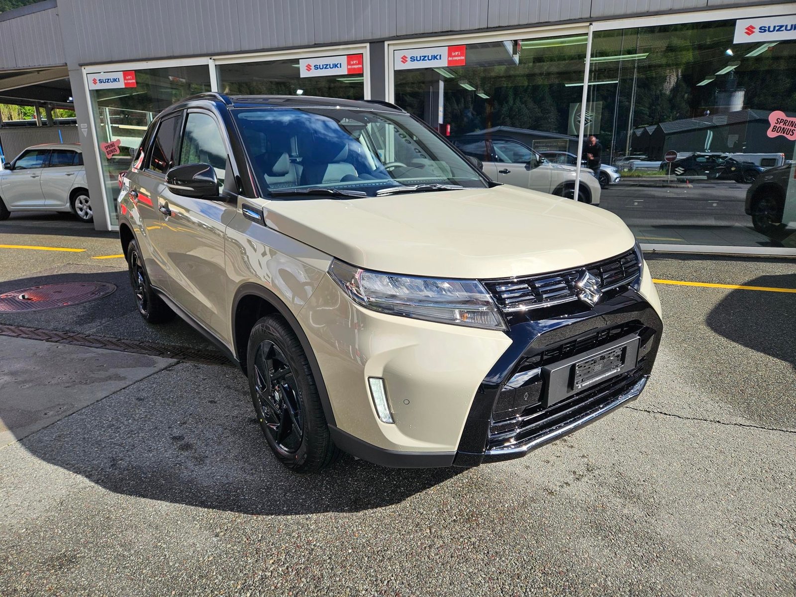 SUZUKI Vitara 1.4 Boosterjet Black Edition Top 4x4 Hybrid Au, Petrol, New car, Automatic - 4