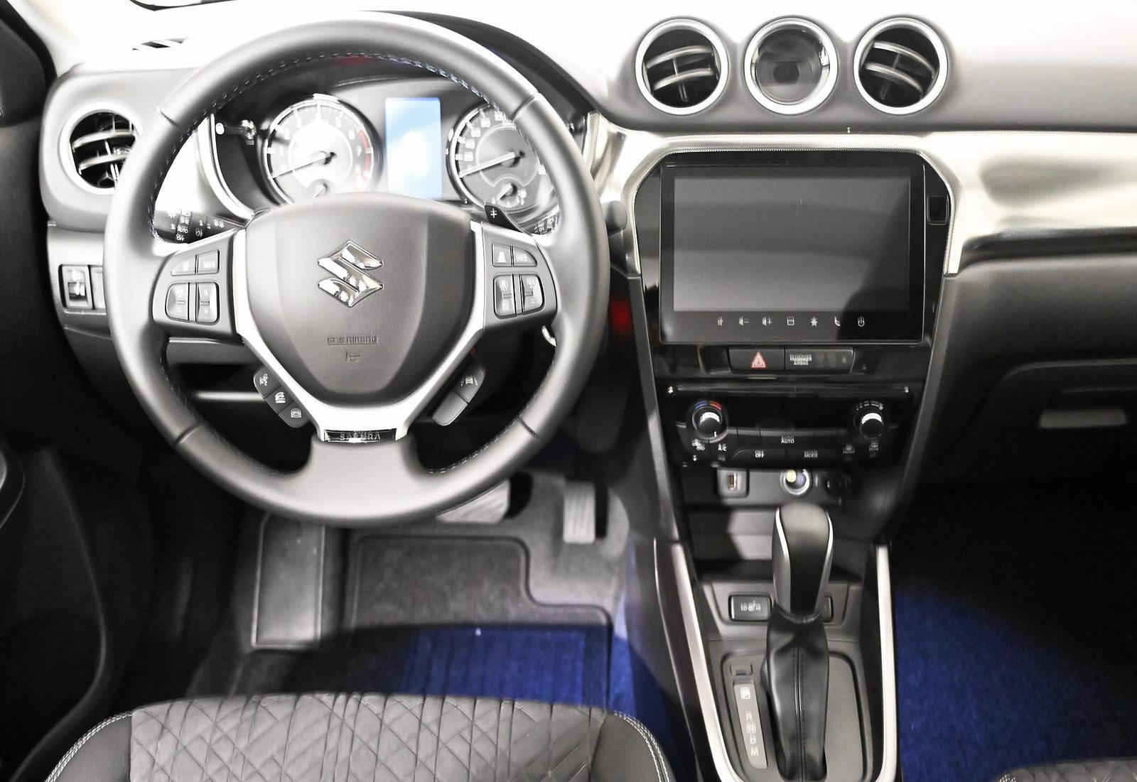 SUZUKI Vitara 1.4 T Sakura Top Hybrid 4x4, Hybride Leggero Benzina/Elettrica, Auto nuove, Automatico - 5