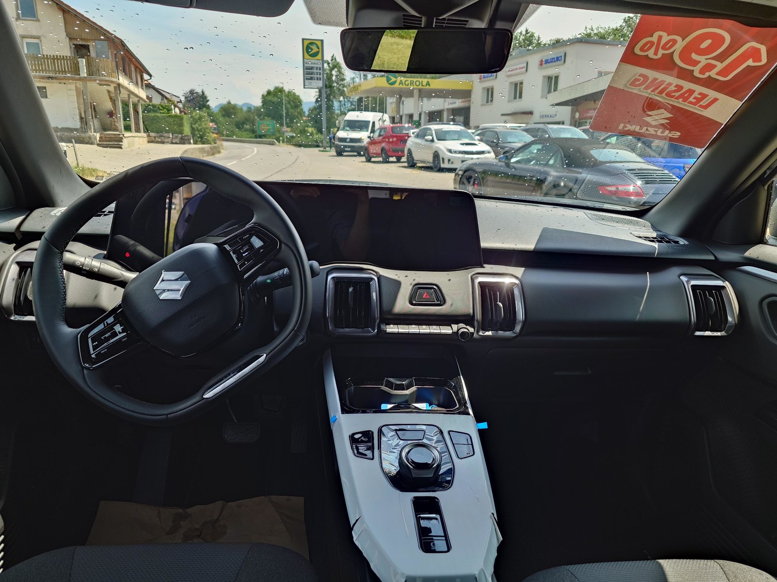 SUZUKI e Vitara Sakura 4x4, Electric, New car, Automatic - 5