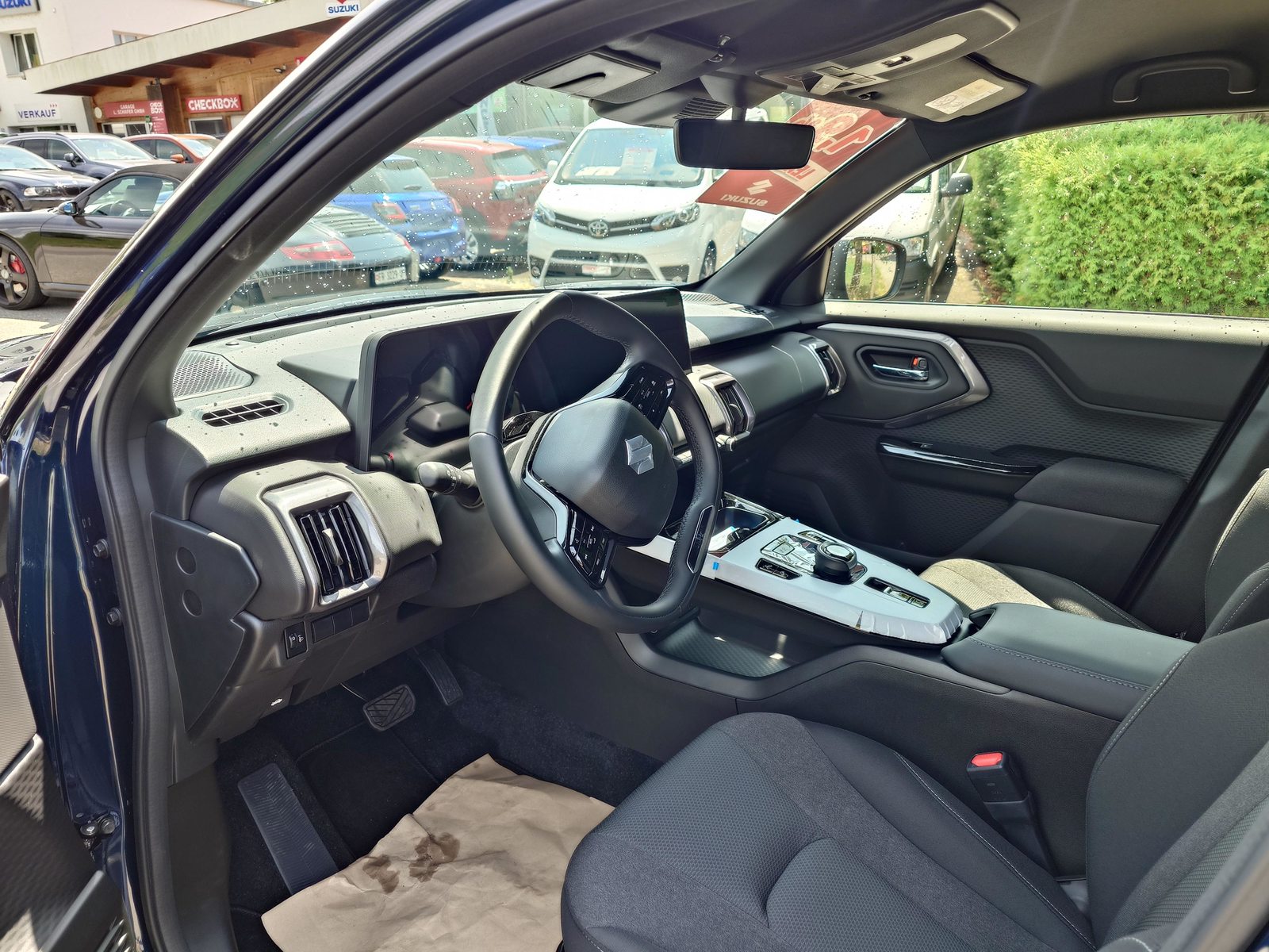 SUZUKI e Vitara Sakura 4x4, Electric, New car, Automatic - 6