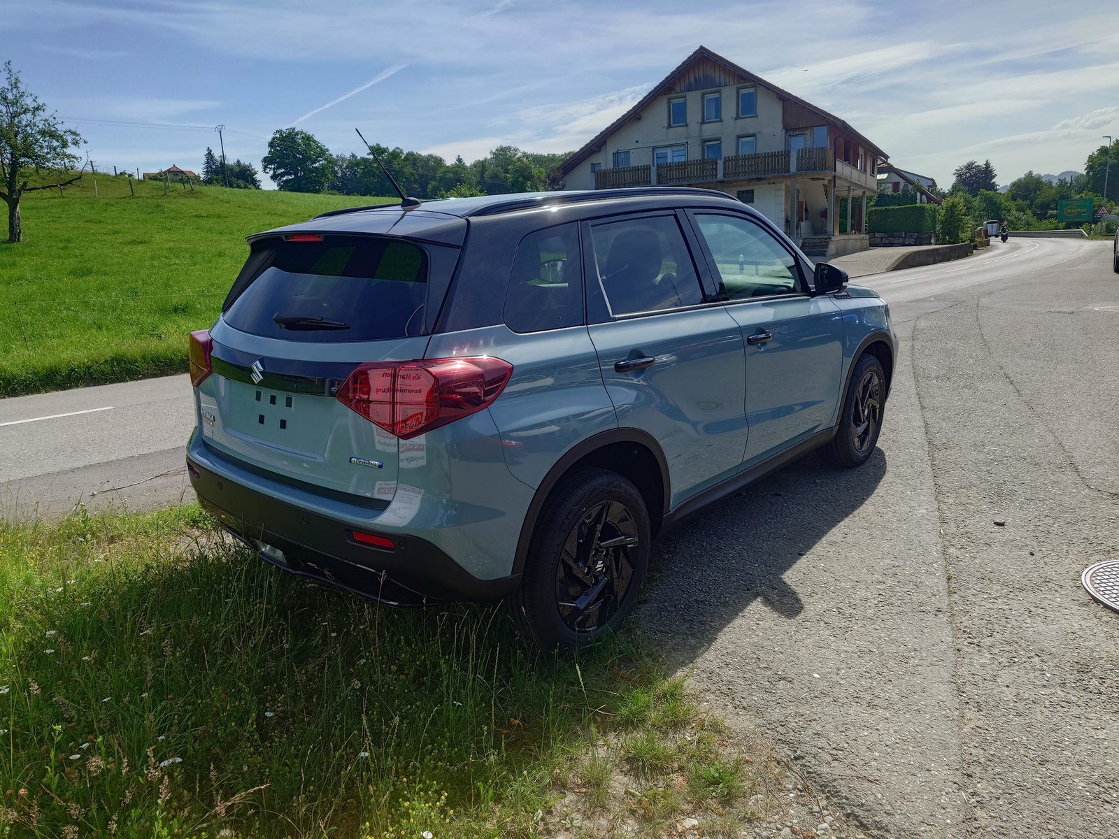 SUZUKI Vitara 1.4 T Black Edition Top Hybrid 4x4, Mild-Hybrid Benzin/Elektro, Neuwagen, Automatik - 3