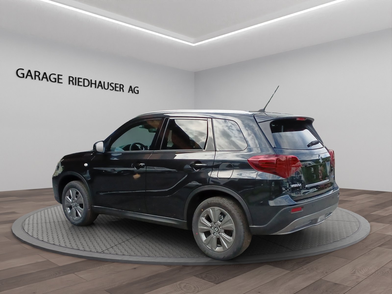 SUZUKI Vitara Geländewagen 1.4 T Compact+ Hybrid 4x4, Hybride Leggero Benzina/Elettrica, Auto nuove, Automatico - 4